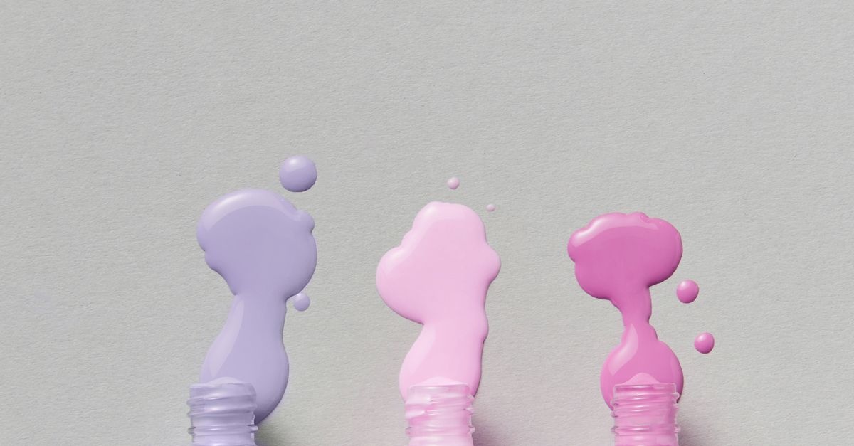 Dlaczego lakier na paznokciach odpryskuje już po 1–2 dniach? 9 sposobów, by manicure trzymał się dłużej